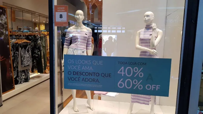 Muitas lojas de Maceió aumentaram o percentual de desconto para atrair os consumidores