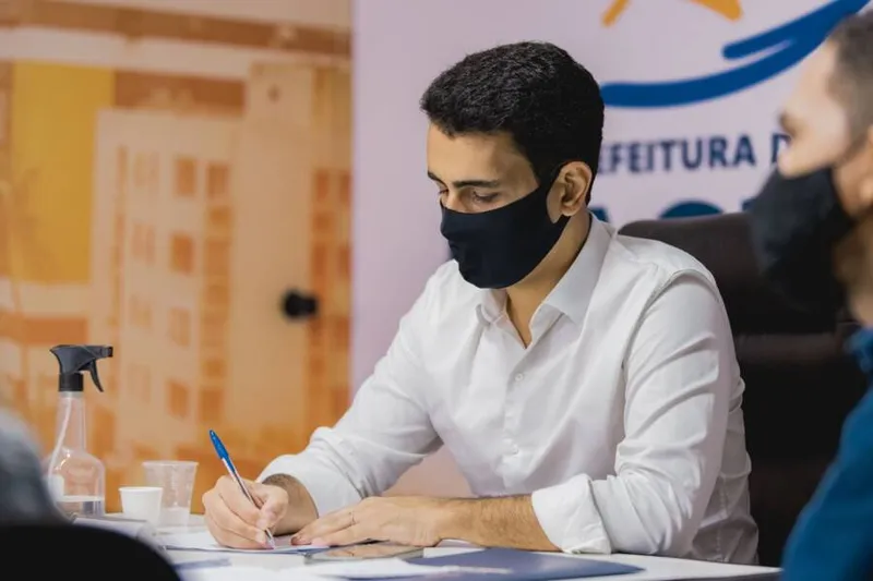 Imagem ilustrativa da imagem AUMENTO SALARIAL DOS SERVIDORES INJETARÁ R$ 60 MI POR ANO EM MACEIÓ