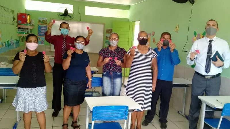 AD em Santos Dumont 1 iniciou as aulas do projeto Alfaletrar, que atende jovens e adultos não alfabetizados