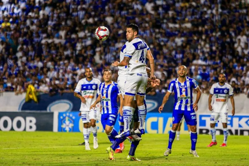 Empate sem gols com o Confiança prejudicou pretensões do Azulão na Série B do Brasileiro