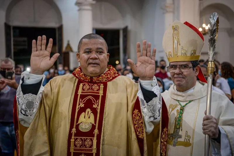 Cosme Evangelista Santos foi ordenado padre na sexta-feira (26), na Catedral de Maceió