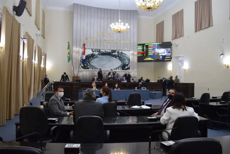 Deputados entram em recesso na Assembleia após a votação da LDO e novos empréstimos