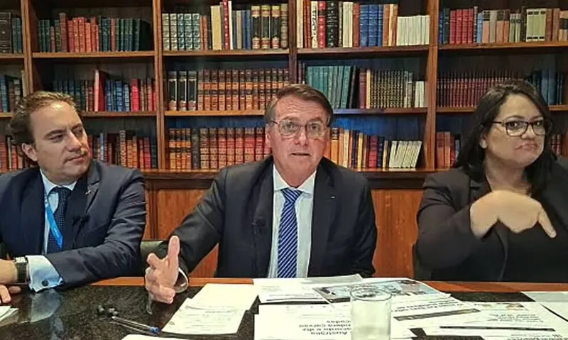 Imagem ilustrativa da imagem BOLSONARO DIZ QUE VAI PRORROGAR DESONERAÇÃO