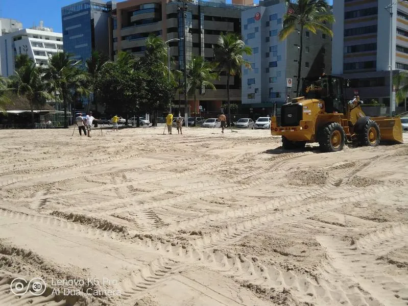 Arena onde ocorrerá o Macena Open já começou  a ser montada na Praia da Pajuçara