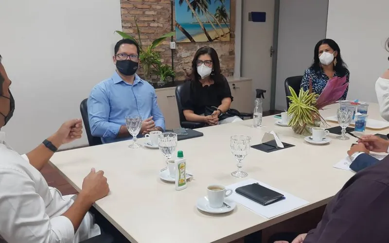 Presidente da Câmara, Galba Netto se reuniu com a promotora Fernanda Moreira, do MP