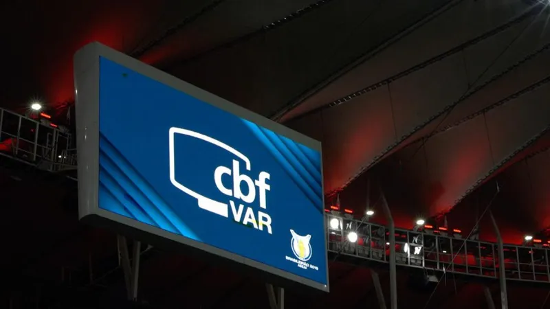 VAr será utilizado nas Séries B, C e D do Brasileiro, diz CBF