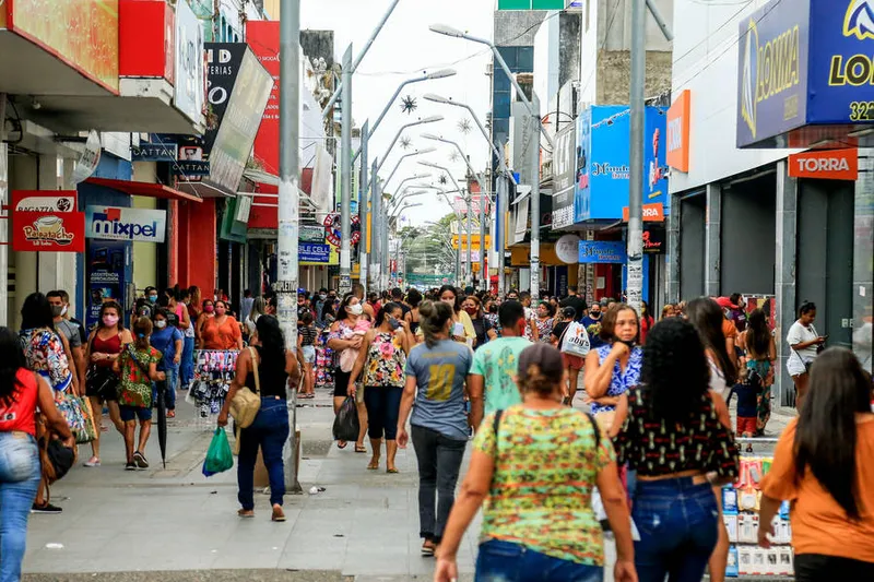 Decreto que vigorou até ontem já estabelecia o funcionamento de setores como o comércio