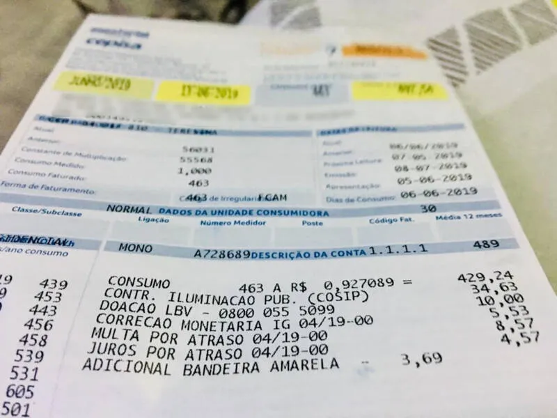380 mil consumidores continuarão pagando a bandeira no patamar 2, no valor de R$ 9,49