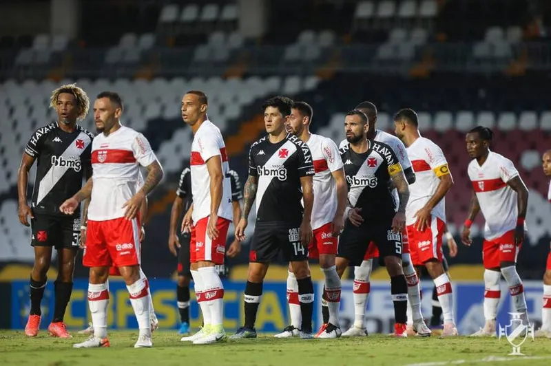 Pelo primeiro turno da Série B de 2021, o Vasco derrotou o CRB por 3 a 0, em São Januário