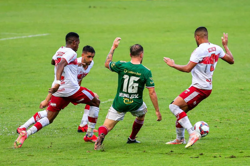Nesse domingo (29), o CRB empatou por 0 a 0, com o Cruzeiro, no Estádio Rei Pelé