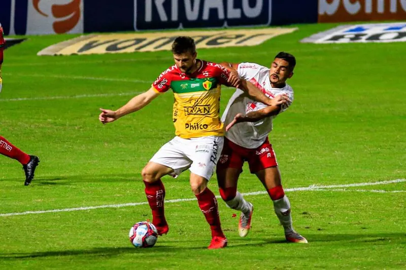 CRB reencontra o Brusque após 3 a 0 acachapante no primeiro turno da competição