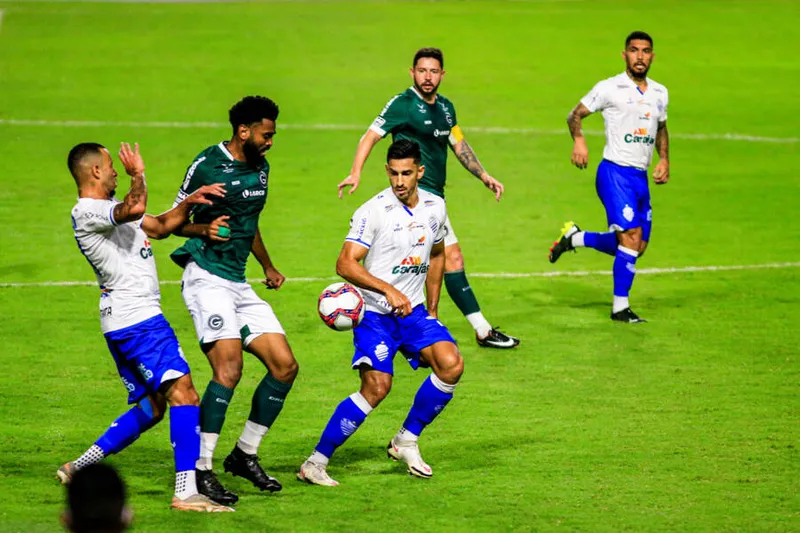 CSA enfrenta o Goiás, fora de casa, no sábado (16); no 1º turno, Azulão perdeu por 1 a 0