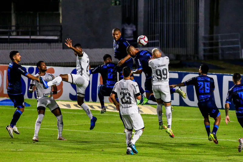 Maceió, 23 de setembro de 2021
Lance do jogo entre CSA e Botafogo, partida válida pela 25ª rodada da Série B do Campeonato Brasileiro, realizada no Estádio Rei Pelé em Maceió, Alagoas - Brasil.
Foto: Ailton Cruz