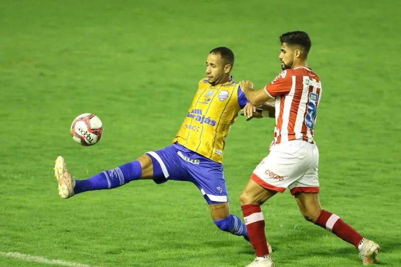 Na primeira rodada da Série B, o CSA foi derrotado pelo Timbu em Recife: 1 a 0 nos Aflitos