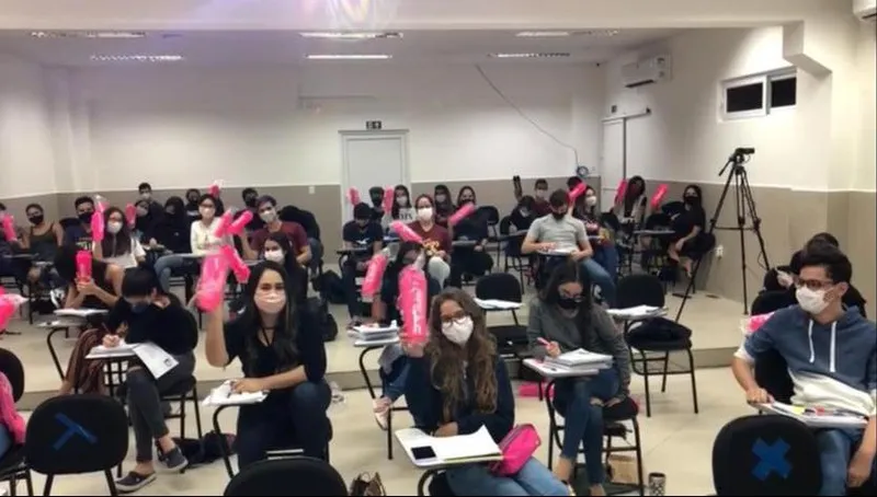 Imagem ilustrativa da imagem CURSINHOS PREPARATÓRIOS PARA O ENEM REGISTRAM ALTA NA PROCURA EM MACEIÓ
