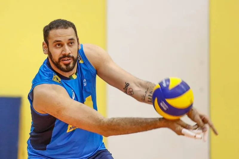 Maurício Borges, que busca a segunda medalha de ouro no vôlei, faz parte do time alagoano