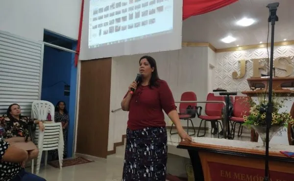 Missionária em Moçambique, Joseane Ferreira estará ministrando a palestra do dia 7 de novembro na AD São Luís