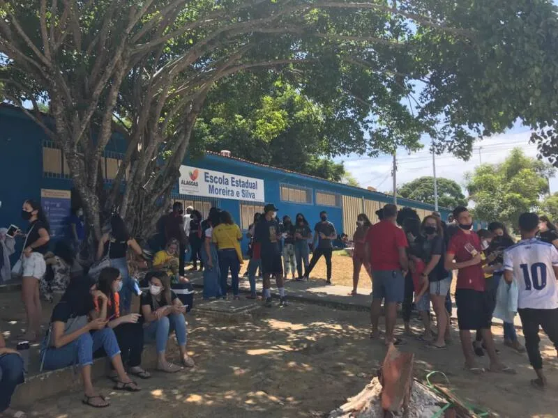 Imagem ilustrativa da imagem EM ALAGOAS, 26,4% FALTARAM ÀS PROVAS NO SEGUNDO DIA DO ENEM