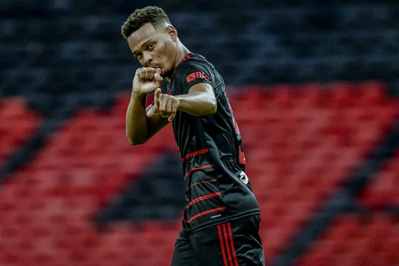 O Flamengo acertou a venda de Rodrigo Muniz para o Fulham, clube da segunda divisão da Inglaterra
