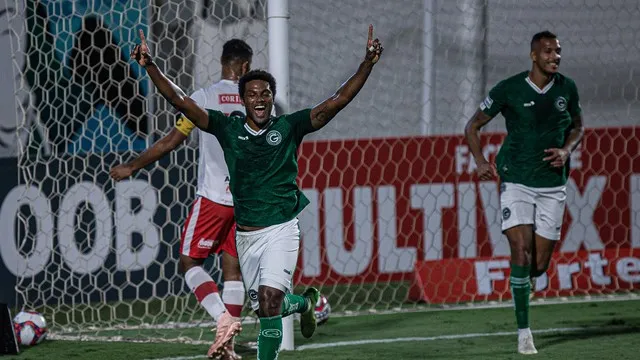 Com gol de Bruno Mezenga, Goiás venceu o Galo, por 1 a 0, na 4ª rodada da Segundona