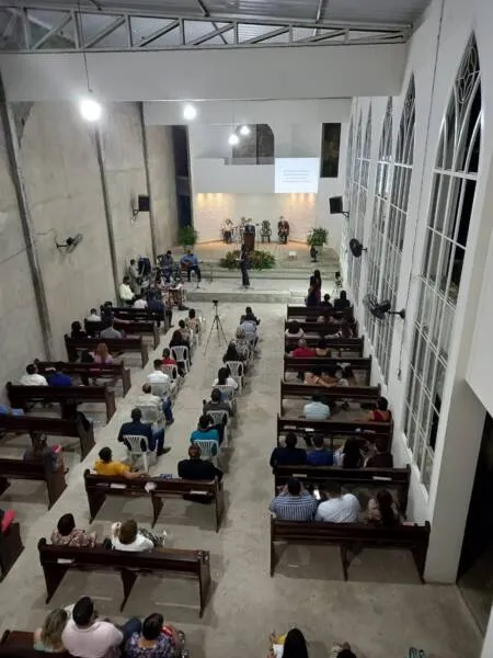 Liderança da igreja está a cargo do Pastor Edson desde 2005 e em 2007 foi iniciada a construção do templo