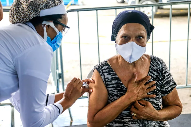 Maceió, 18 de março de 2021
Vacinação de idosos no Papódromo no bairro do Vergel do Lago, em Maceió. Alagoas - Brasil.
Foto:@Ailton Cruz