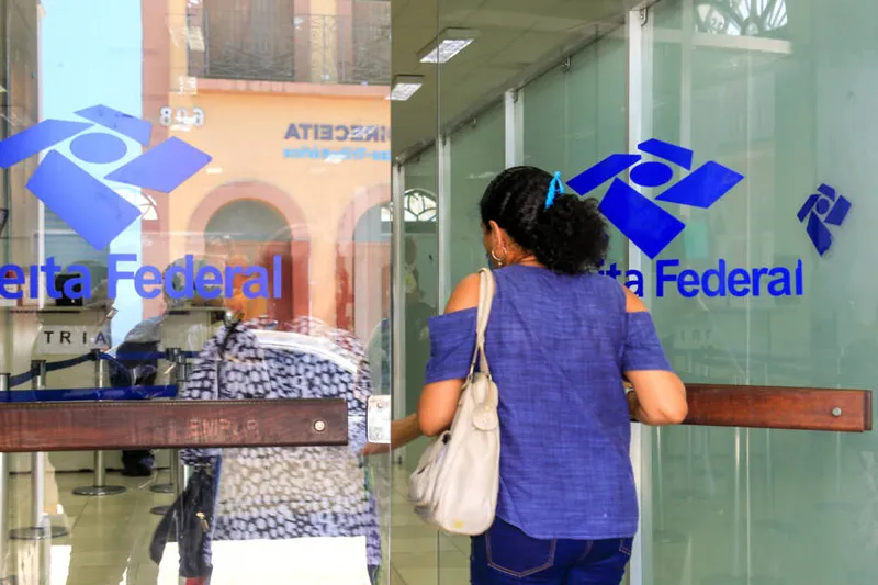 Nesta quinta-feira, a Receita depositou R$ 4,6 milhões de restituição para 2,6 mil alagoanos