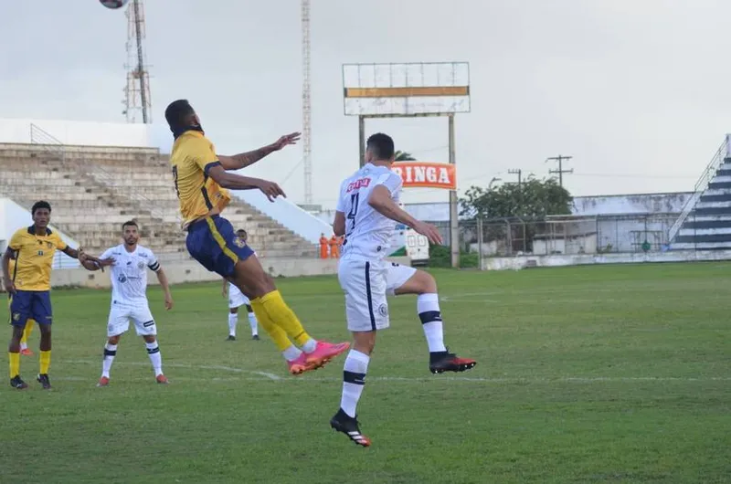 ASA perdeu mais uma em casa, desta vez para o Retrô, e agora parece bem distante do sonho da classificação