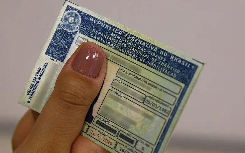 Imagem ilustrativa da imagem NÚMERO DE CNHS RECOLHIDAS EM ALAGOAS CAI NOS ÚLTIMOS DOIS ANOS