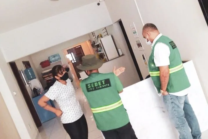 Imagem ilustrativa da imagem OPERAÇÃO AUTUA 100 ESTABELECIMENTOS VETERINÁRIOS EM MACEIÓ