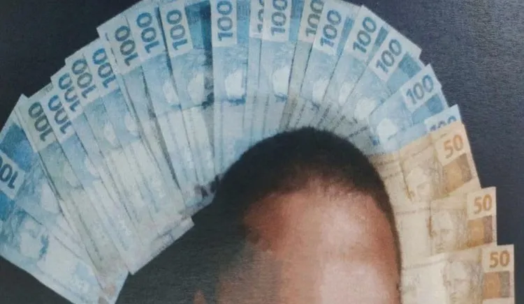 Imagem ilustrativa da imagem POLÍCIA CUMPRE MANDADO EM APARTAMENTO DE SUSPEITO DE INTEGRAR GRUPO CRIMINOSO