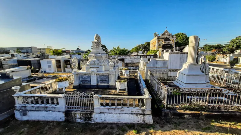 Maceió, 29 de outubro de 2021
Cemitério Nossa Senhora da Piedade, localizado na Avenida Siqueira Campos em Maceió. Alagoas - Brasil.
Foto:@Ailton Cruz