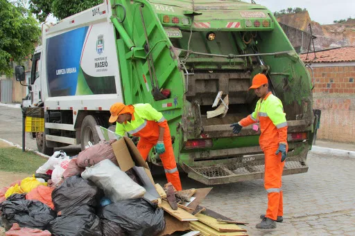 A Via Ambiental já operava em Maceió e participou do processo licitatório para serviço de coleta de lixo