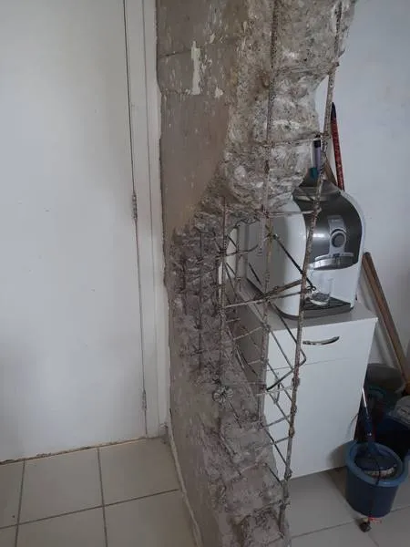 Imagem ilustrativa da imagem PREFEITURA EMBARGA OBRA EM APARTAMENTO APÓS DANO ESTRUTURAL A PRÉDIO DO TRAPICHE
