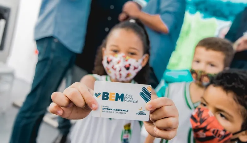 BEM vai beneficiar os estudantes de todas as escolas municipais e terá duração de 3 meses