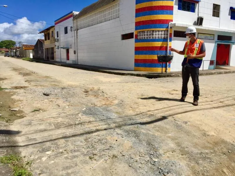 Imagem ilustrativa da imagem PREFEITURA MULTA CASAL EM MAIS DE R$ 3 MILHÕES POR BURACOS NAS RUAS