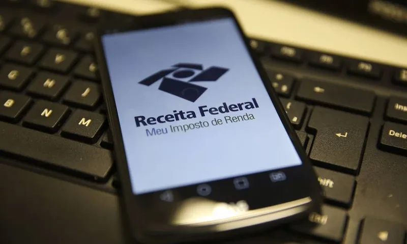 O dinheiro da restituição será creditado na conta do contribuinte na próxima sexta-feira (30)
