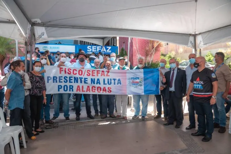 Imagem ilustrativa da imagem SINDICATOS VÃO AUDITAR GASTOS DO ESTADO COM VERBAS FEDERAIS E FECOEP