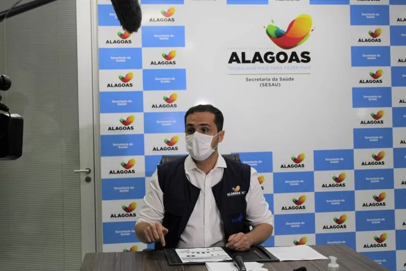 Alexandre Ayres durante entrevista na Sesau: gestão dele já foi alvo de operação da polícia