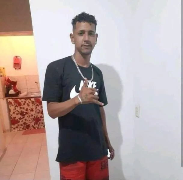 Maycon Douglas da Silva Nobre foi atingido por seis disparos de arma de fogo