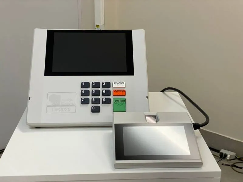 Imagem ilustrativa da imagem TSE APRESENTA NOVO MODELO DE URNA PARA ELEIÇÃO DE 2022