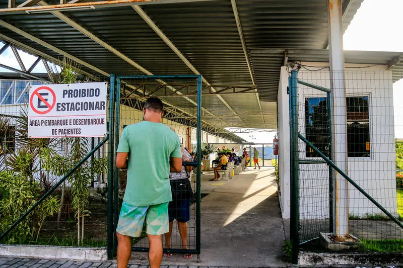 Maceió, 03 de maio de 2021
Movimentação na UPA do Trapiche da Barra, localizada na R. Cabo Reis, s/n - Ponta Grossa, Maceió. Alagoas - Brasil. 
Foto:@Ailton Cruz