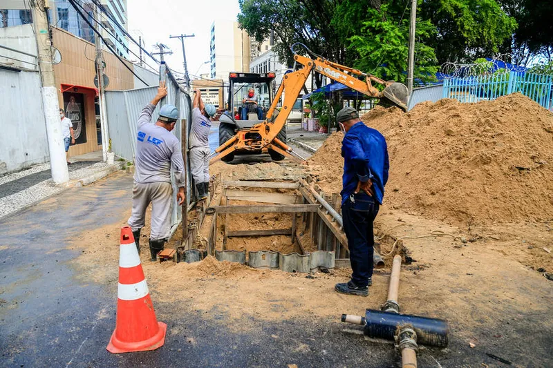 Também haverá redução dos contratos das empresas terceirizadas por parte da Casal