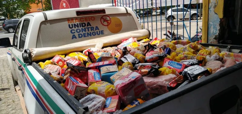 Imagem ilustrativa da imagem VIGILÂNCIA JÁ TIROU DE CIRCULAÇÃO 46 T DE ALIMENTOS IMPRÓPRIOS