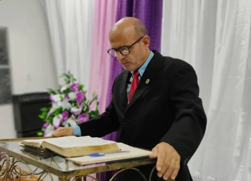 Pastor Alcides fala da relação vertical que, para chegar a Deus, precisa alinhar-se horizontalmente nas igrejas
