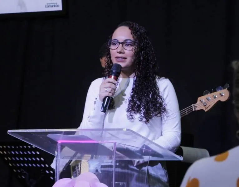Rafaela Farias diz que os trabalhos estão sendo realizados aos sábados, às 19 horas