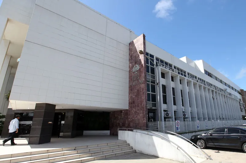 Imagem ilustrativa da imagem ACUSADO DE MATAR ESPOSA EM IGREJA NOVA É CONDENADO A 20 ANOS DE PRiSÃO