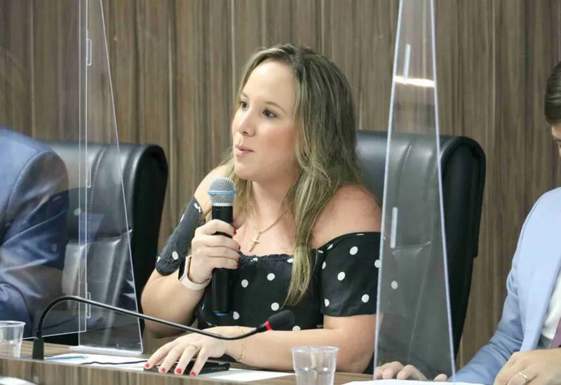 Natália Von Sohsten defende a ampliação de debate sobre paridade em espaços de poder