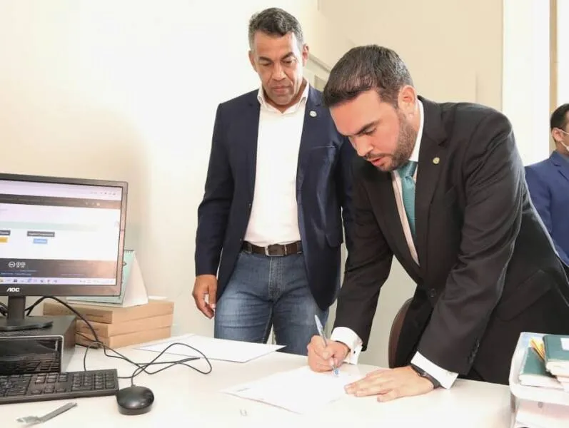 Imagem ilustrativa da imagem ALAGOAS JÁ TEM QUATRO CANDIDATOS A GOVERNADOR-TAMPÃO