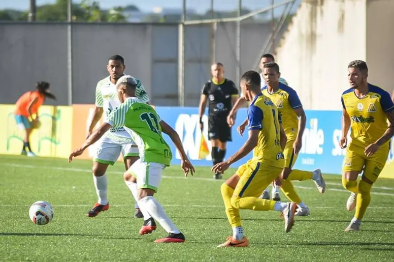 Tricolor controlou as ações do jogo, mas não conseguiu transformar pressão em vantagem no marcador
